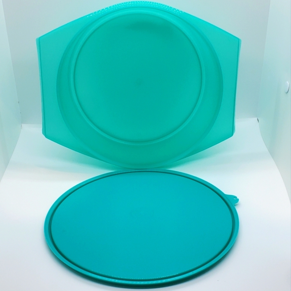 Tupperware Tortilla Keeper